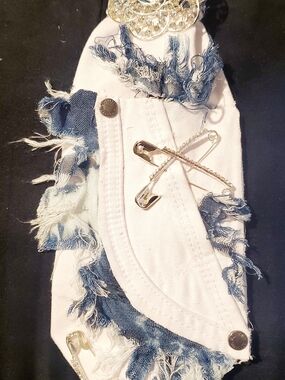 White Distressed Women's Jeans Pocket Detail with Blue Fringe